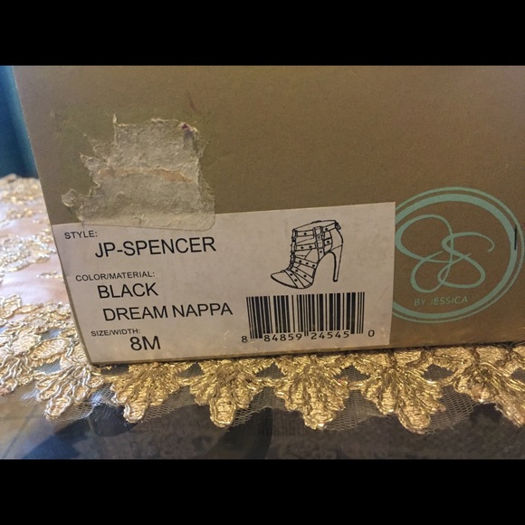 Jessica Simpson - Spencer - Picture 3 of 3